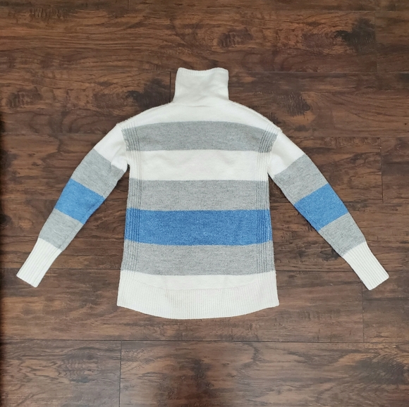 GAP Size XS Stripe Sweater - Picture 4 of 5